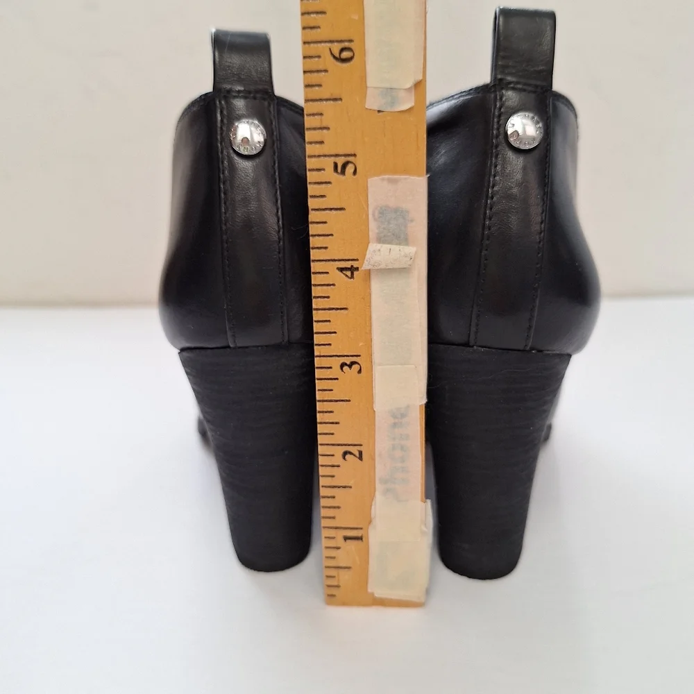 Michael Kors Leather Ankle Booties Pointed Block Heel Western Black Womens 6 NEW
